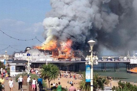 Eastbourne-pier-on-fire